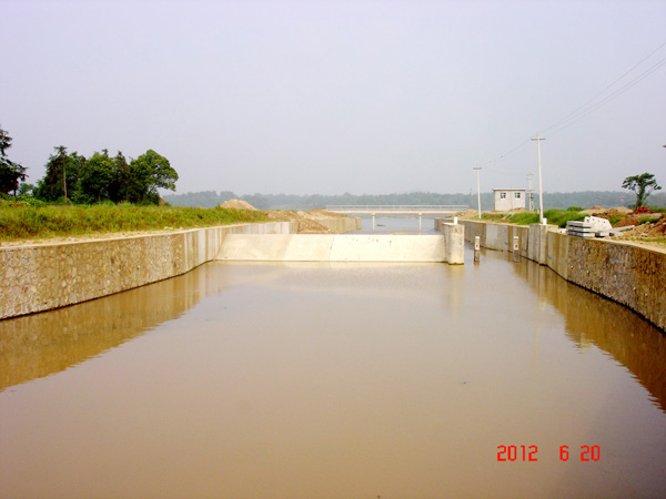 20120625105408244