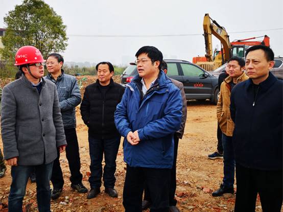 20190226154411287 说明: E:\共享文件夹\禾河大道路堤结合改造工程施工2标段\项目进度图片\领导检查\2019.2.25水利厅廖瑞钊防汛检查\未标题-1.jpg